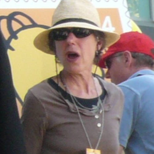Julie Kavner (Marge Simpson)