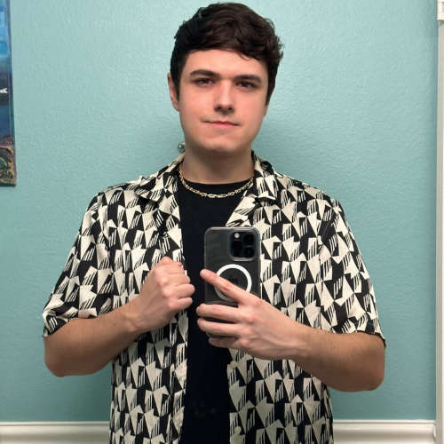 Tanjiro Kamado (Zach Aguilar)