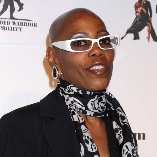 Cere Junda (Debra Wilson)