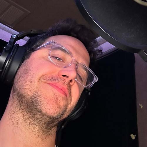 Hans (Santino Fontana)