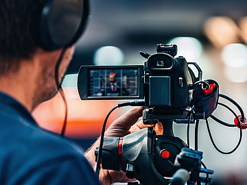 Localising Corporate Videos: How to Retain Engagement