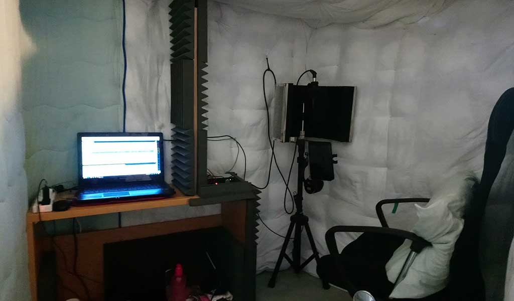 Voice actor Mike’s homemade home studio acoustic treatment